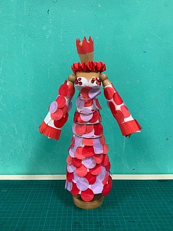 Mélia - papier, fil de fer, paillettes sur mannequin de bois